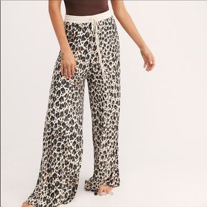 NWOT Free People Cheet Day Lounge Sleep Pants